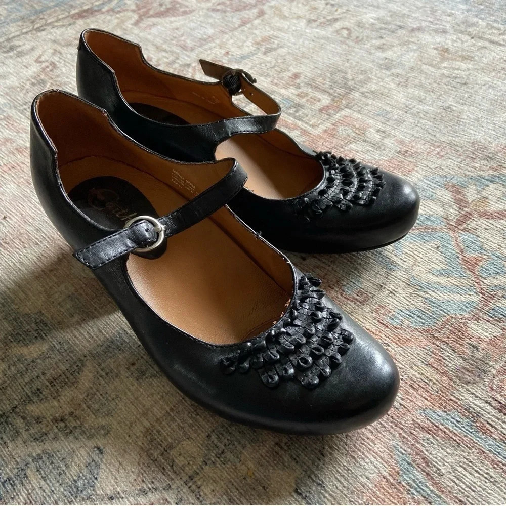 Earthies Black Leather Mary Jane Heels Dark Academia Size 7 Whimsigoth - Picture 5 of 14